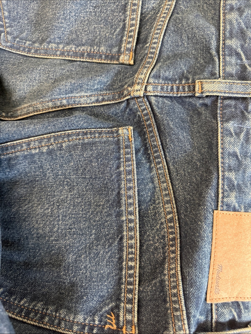 Madewell curvy darted barrel leg jeans in size 29. - Picture 6 of 6